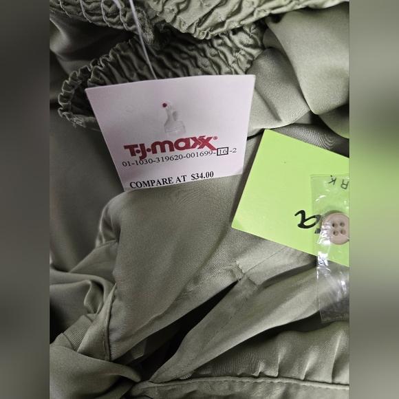 Agora New L Silky Smooth Feel Pullover Top Elastic Neck Side Tie Sage Color - Picture 7 of 10